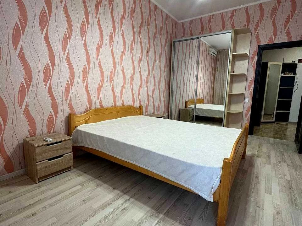 Квартира. Одеса, Небесної Сотні просп.