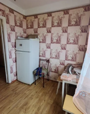Продается 1 комнатная квартира 8/9 этаж, пр. Юбилейный Бабур