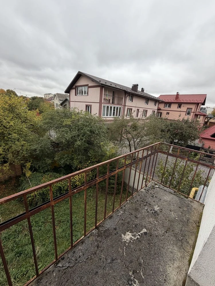 Можна під Постанови! Продаж 3 кімнатної квартири по вул. Біл