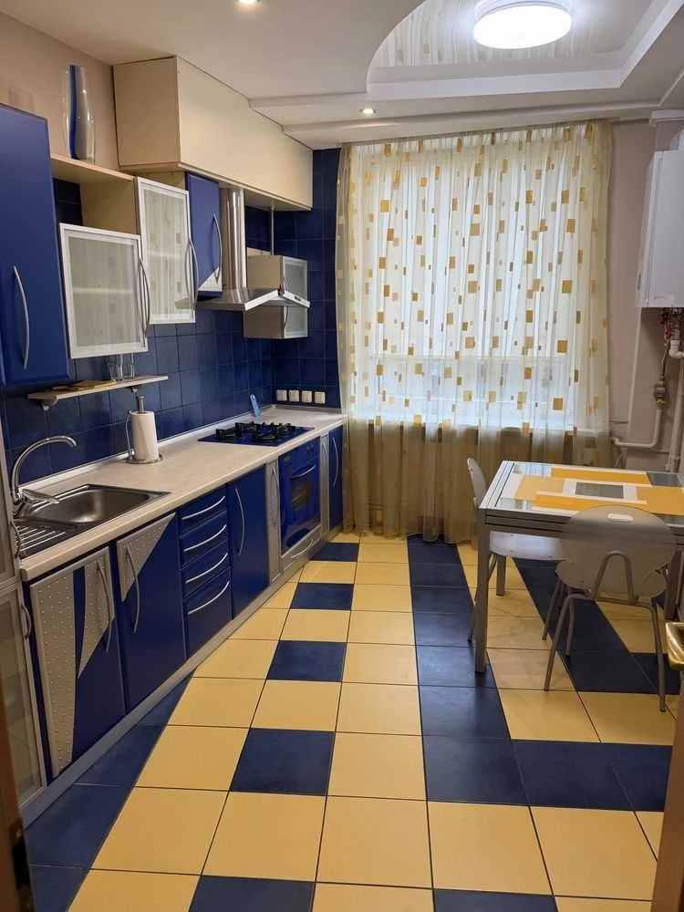 Продаж дворівневої квартири Зигіна. До зупинки 2 хв. Індивід