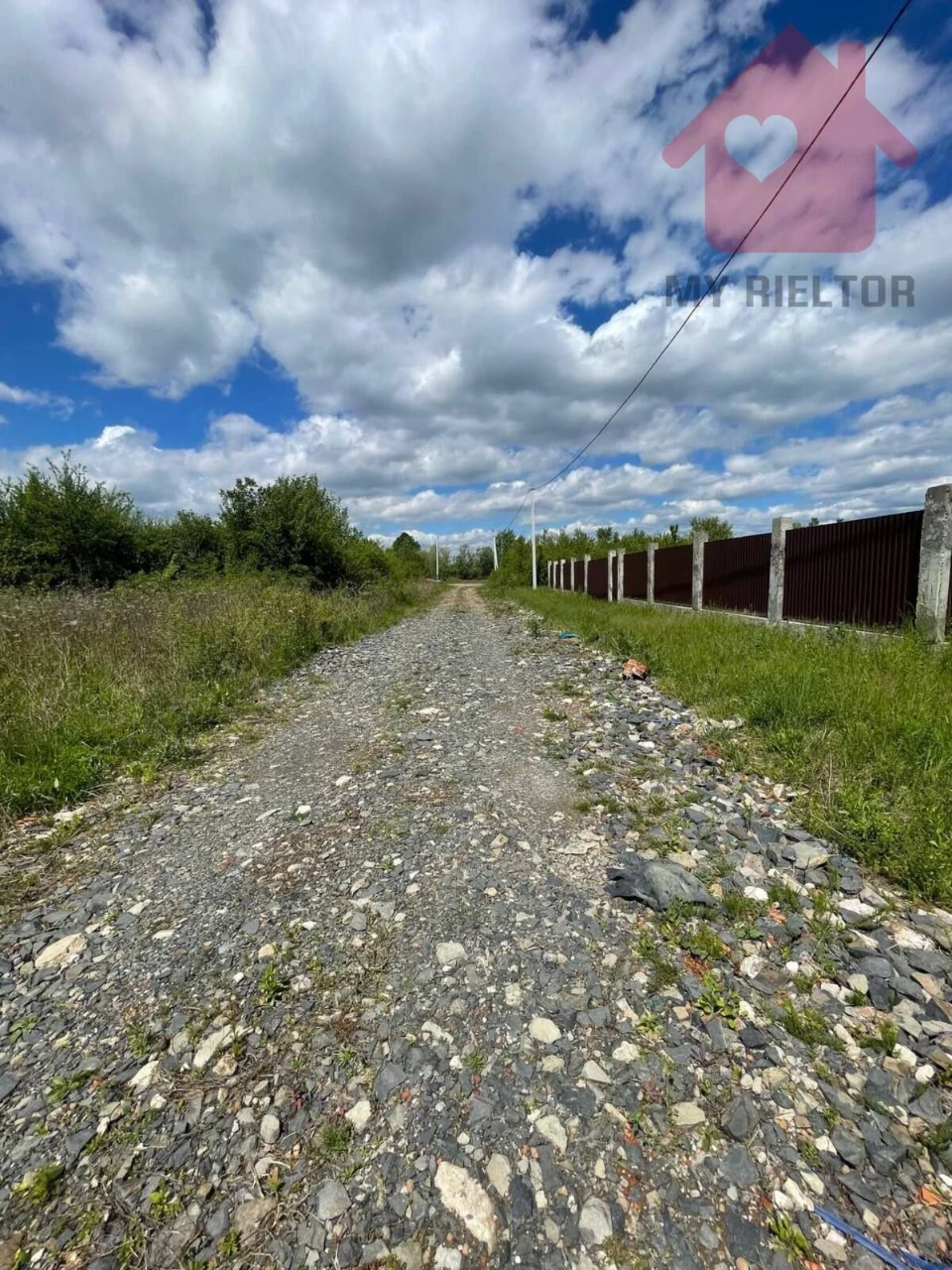 Продаж двох суміжних земельних ділянок, вул. Чешська Липа