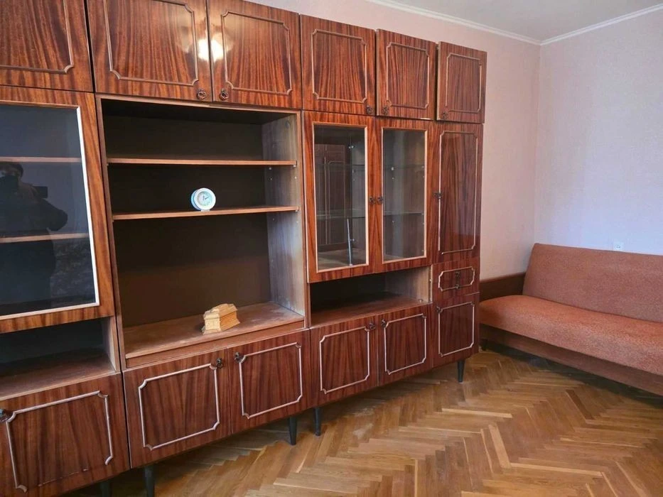1-room apartment for sale, 37 Valeriia Lobanovskogo Blvd., c