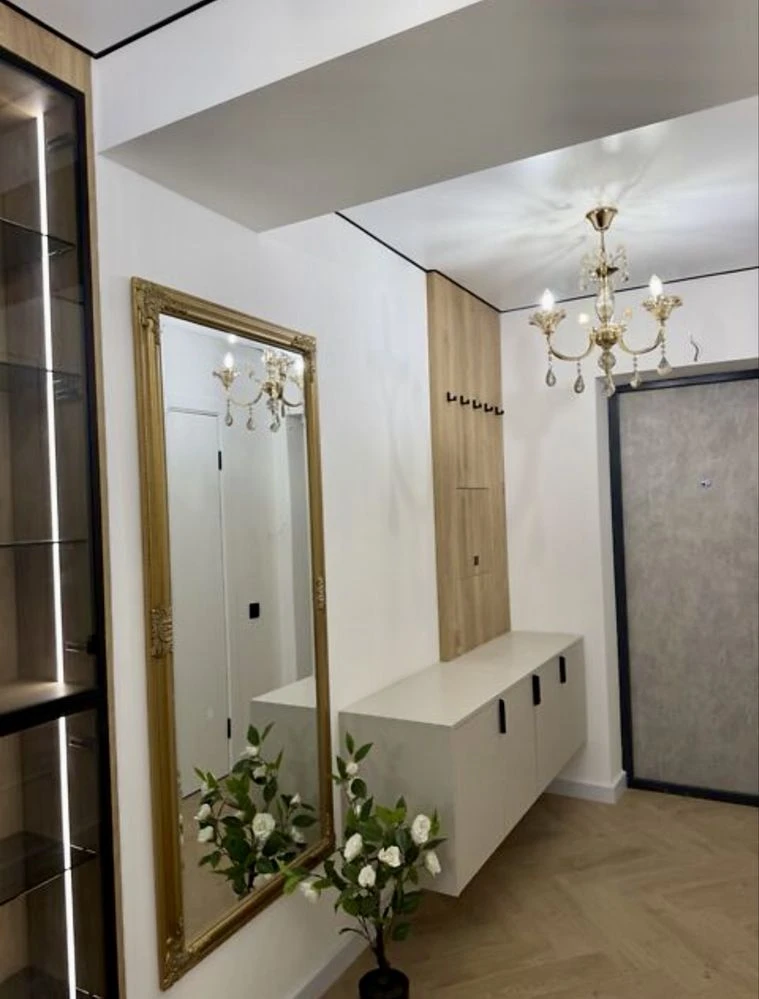 Продаж 2 кімнатної квартири по вул. Теастильна
