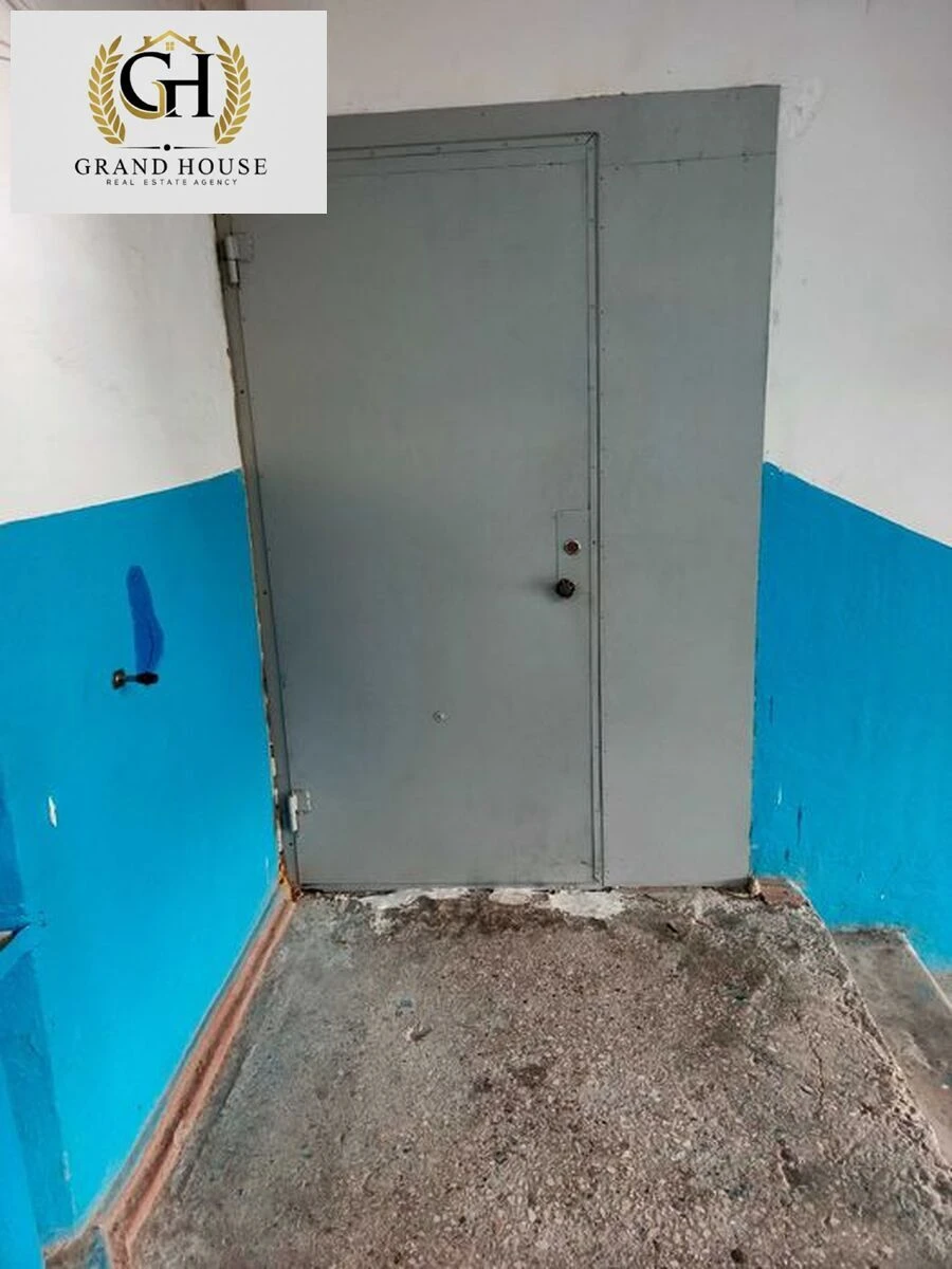 Продам двокімнатну квартиру по вулиці Юрія Коваленка.