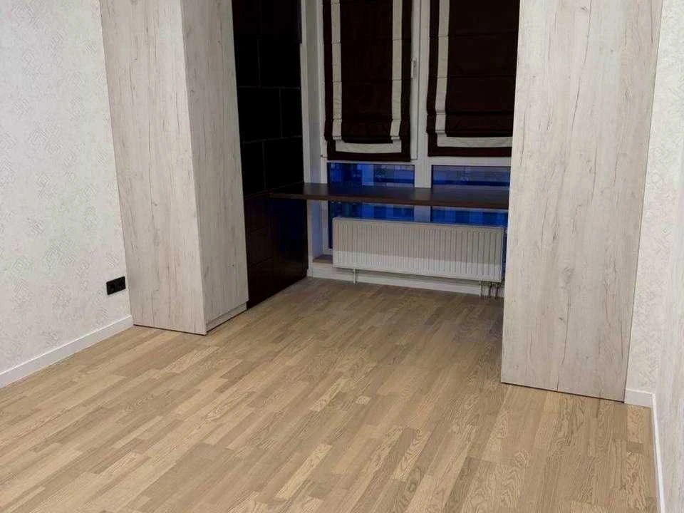 Квартира. Київ, Повітряних Сил просп.