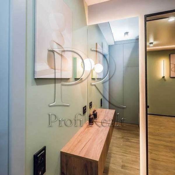 1-room apartment for sale 28 m², Volodymyr Salskyi St.