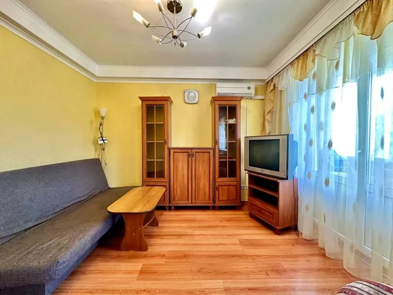Квартира. Київ, Кавказька вул.