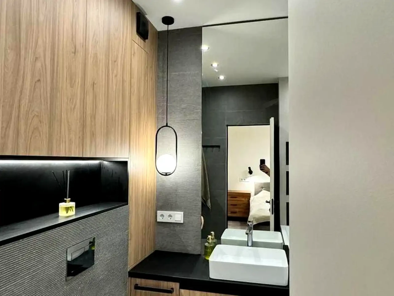 Оренда квартири 3-кімн. 75 м² 3/9 пов.