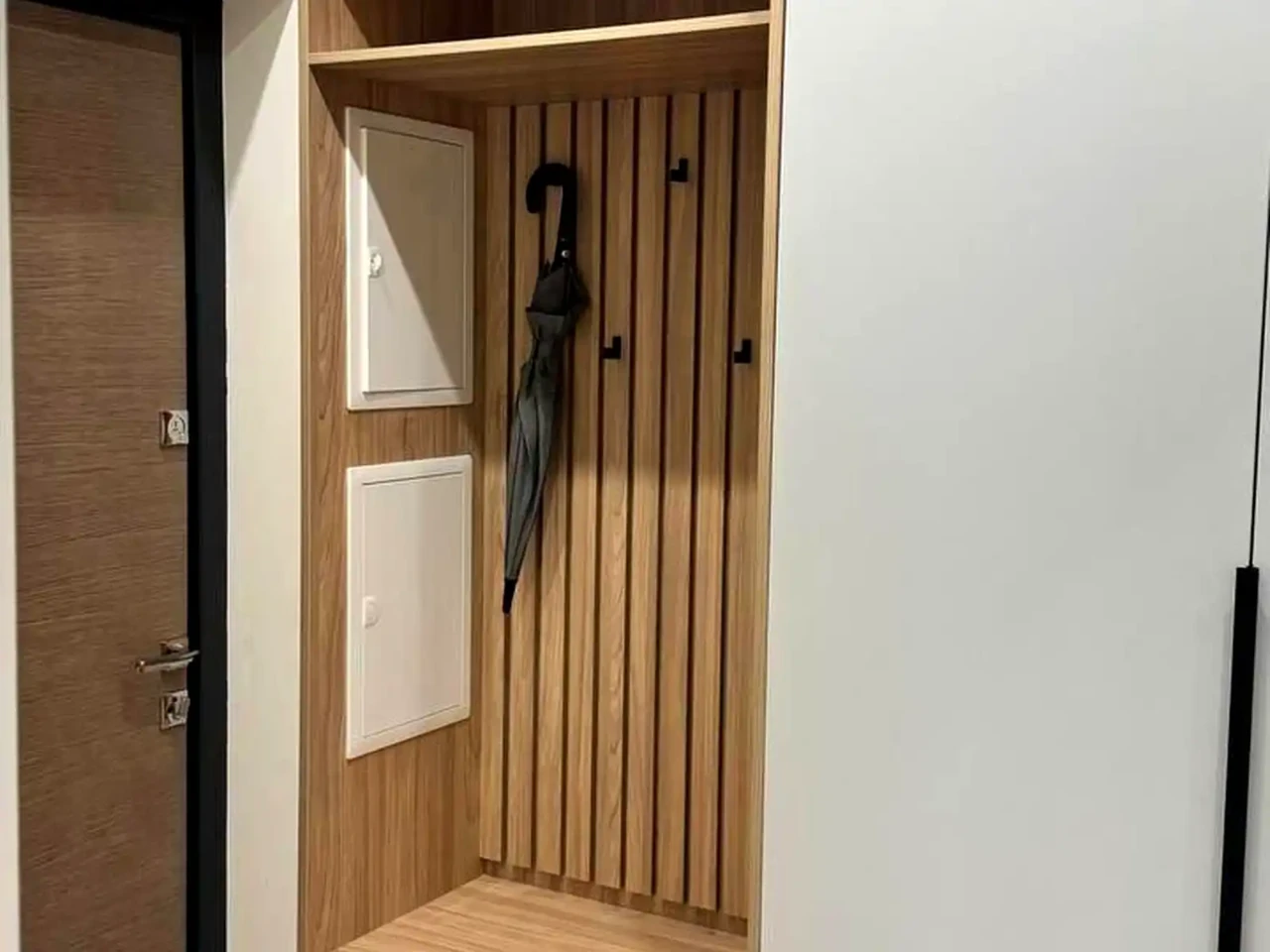 Оренда квартири 3-кімн. 75 м² 3/9 пов.