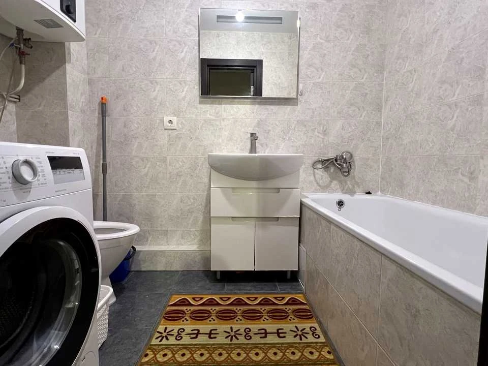 Квартира. Київ, Юлії Здановської вул.
