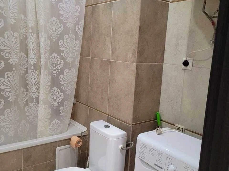 Квартира. Київ, Петра Калнишевського вул.