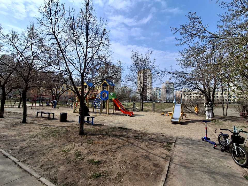 Квартира. Київ, Драгоманова вул.