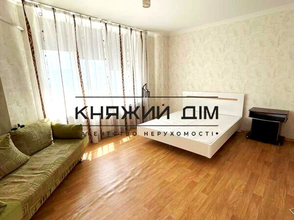 Квартира. Київ, Дніпровська набережна вул.