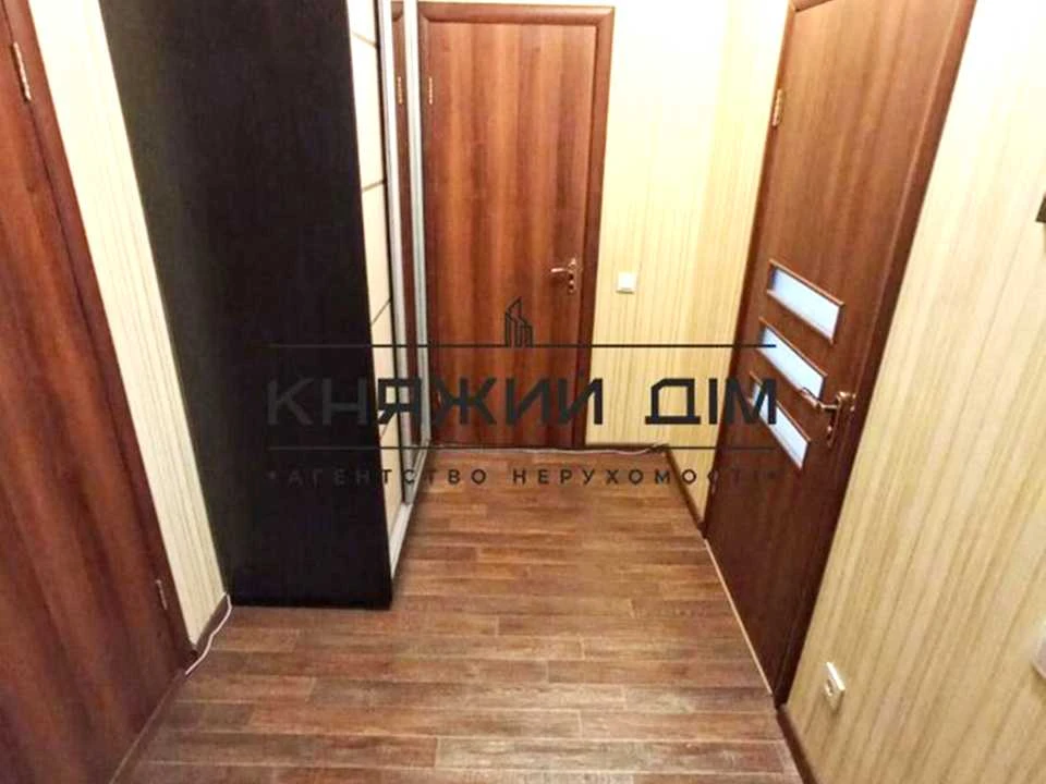 Квартира. Київ, Дніпровська набережна вул.