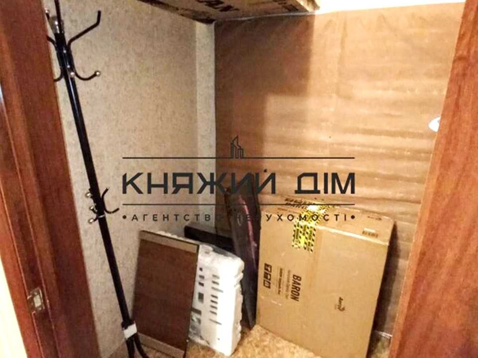 Квартира. Київ, Дніпровська набережна вул.