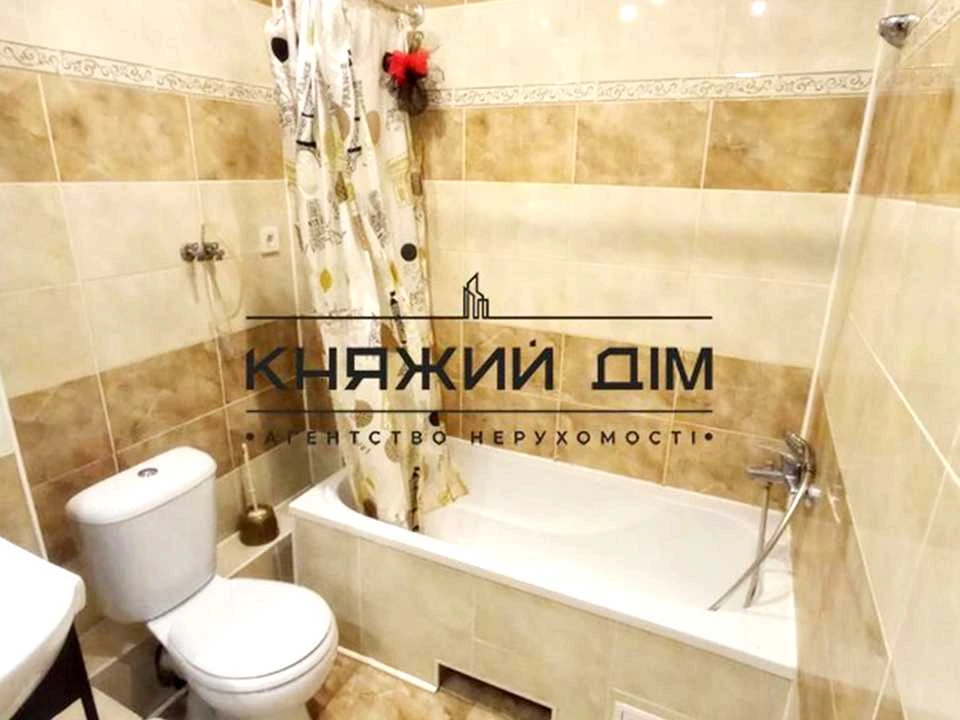 Квартира. Київ, Дніпровська набережна вул.