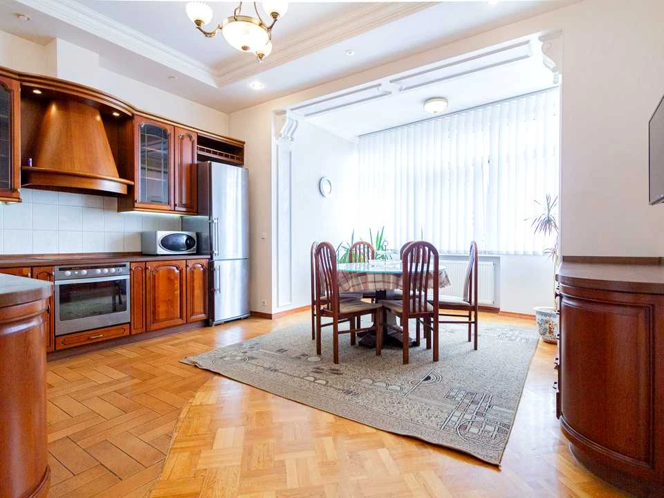 Квартира. Київ, Лесі Українки бульв.