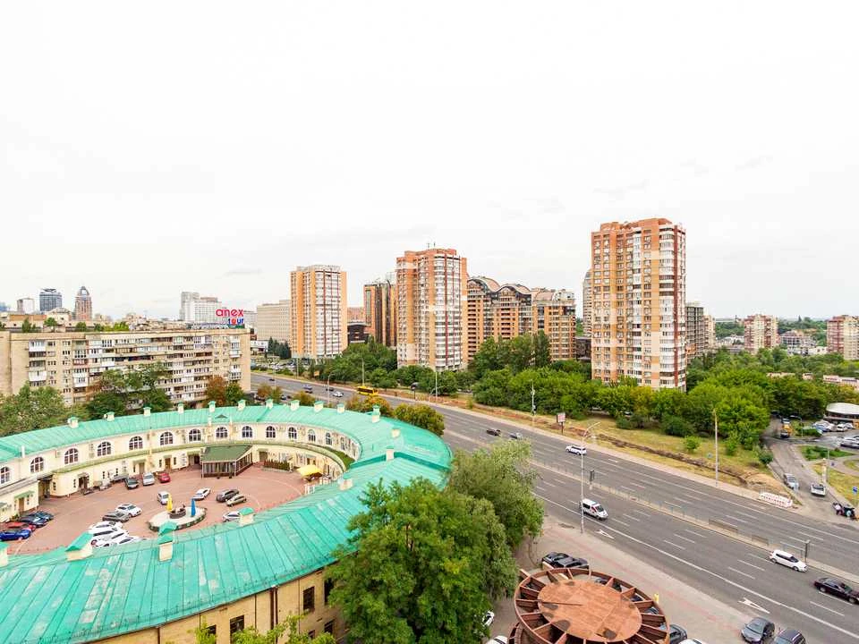 Квартира. Київ, Лесі Українки бульв.