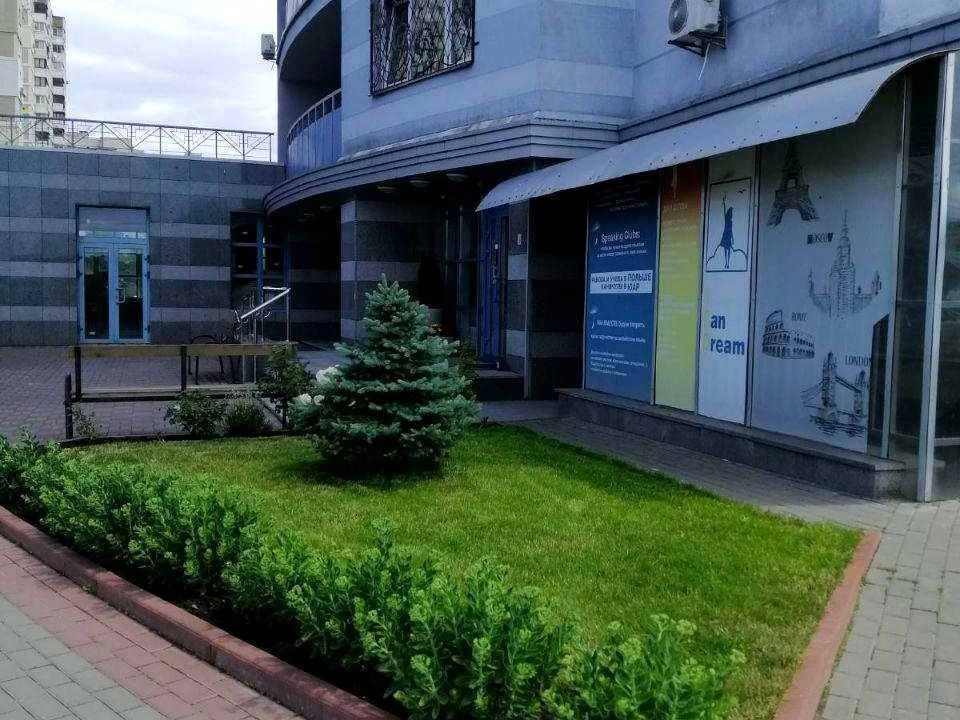 Квартира. Київ, Миколи Ушакова вул.