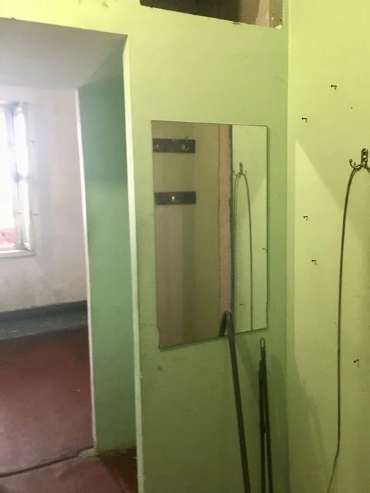 Urgent! 1-room apartment for sale. Dniprovsky district. Raiduzhny