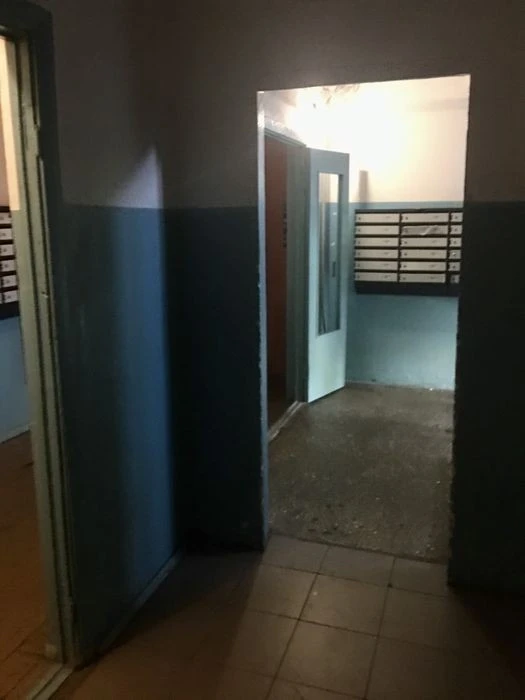 Urgent! 1-room apartment for sale. Dniprovsky district. Raiduzhny