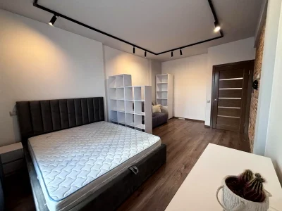 Оренда квартири 1-кімн. 42 м² 5/25 пов.