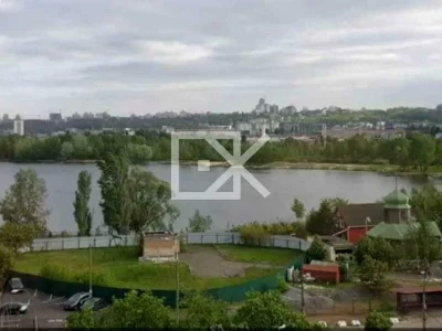 Квартира. Київ, Героїв полку "Азов" вул.