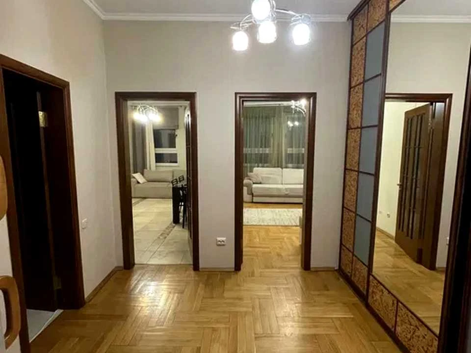 Квартира. Київ, Шота Руставелі вул.