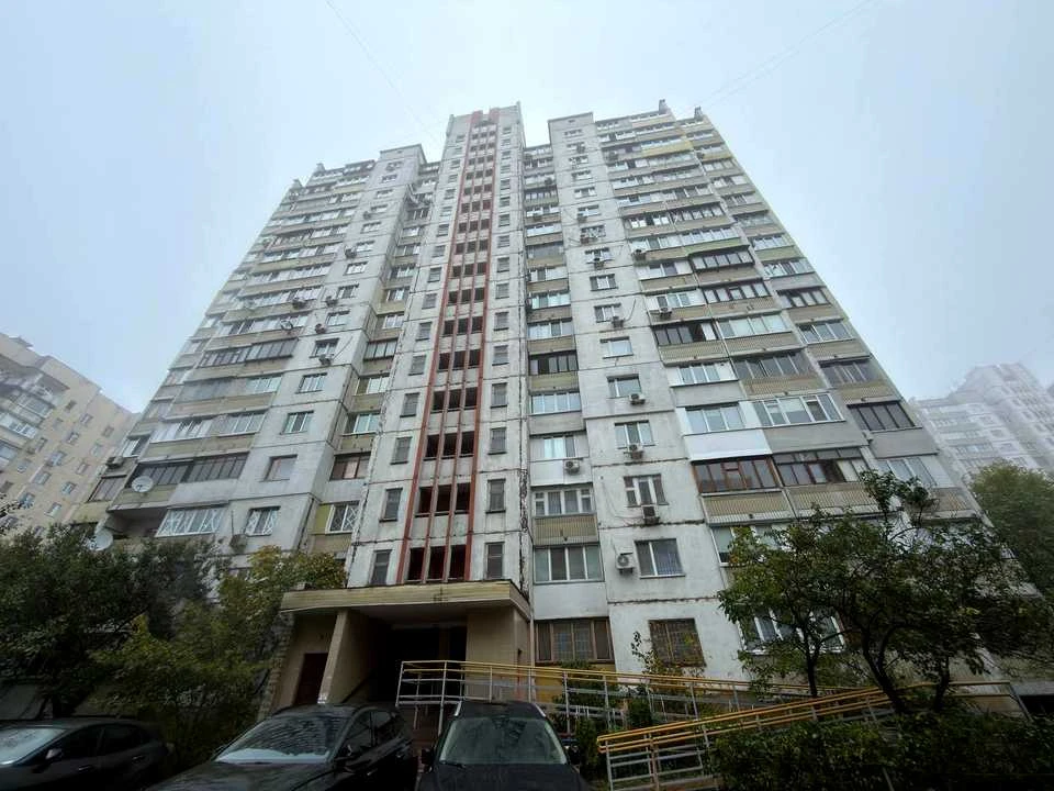 Квартира. Київ, Василя Стуса вул.