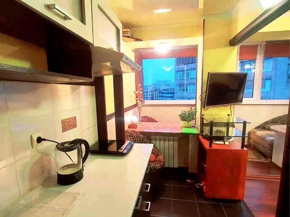Квартира. Київ, Ломаківська вул.