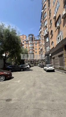 Продам ексклюзивну квартиру 130м2 в історичній частині Подол