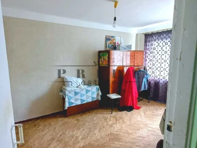 Квартира. Київ, Івана Микитенка вул.