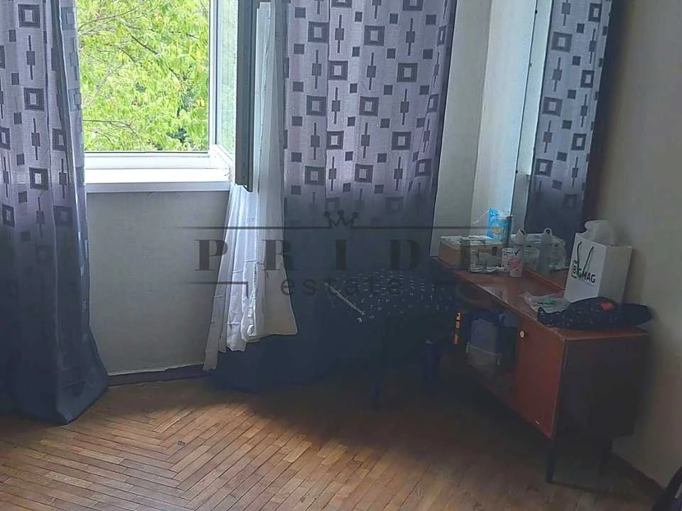Квартира. Київ, Івана Микитенка вул.