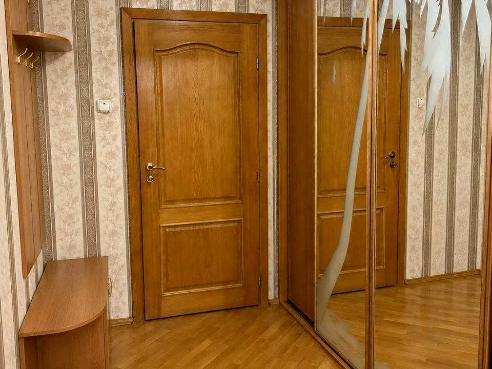 Квартира. Київ, Левка Лук'яненка вул.