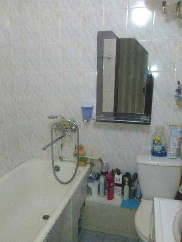 Продам 1 ком квартиру,Салтовское шоссе в р-не 8 Хлеб.з-да.
