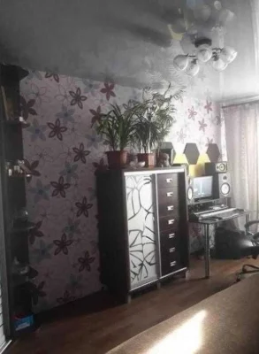 Продам 1 ком квартиру,Салтовское шоссе в р-не 8 Хлеб.з-да.