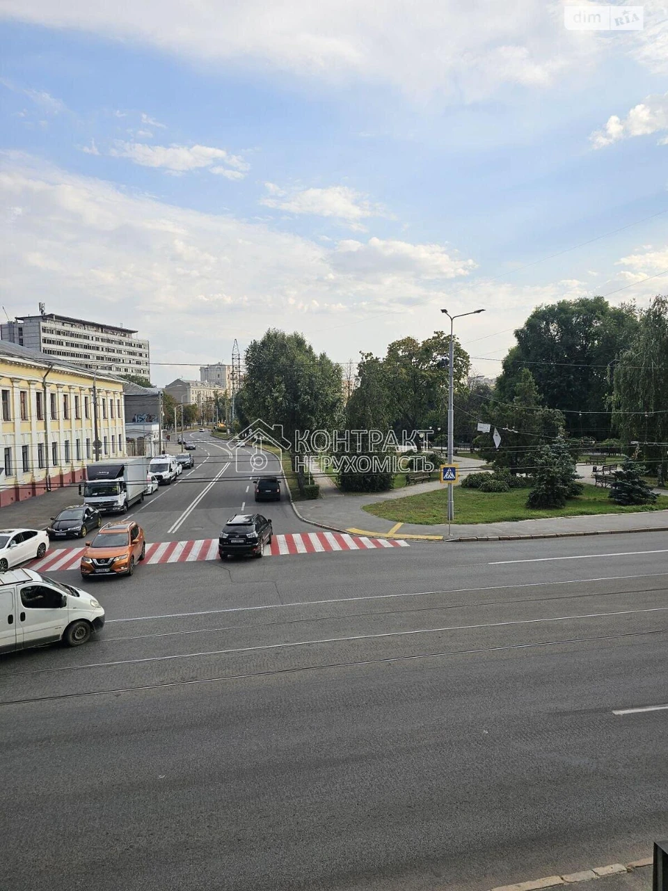 Продаж Квартира Центр