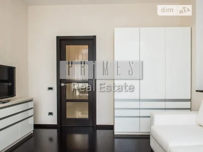 Sale of 3-room apartment 84.7 sq. m. on Andriy Verkhoglyada st. 3 •