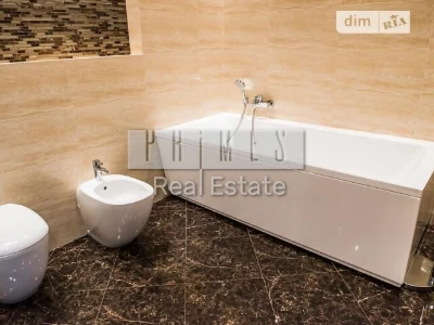 Sale of 3-room apartment 84.7 sq. m. on Andriy Verkhoglyada st. 3 •