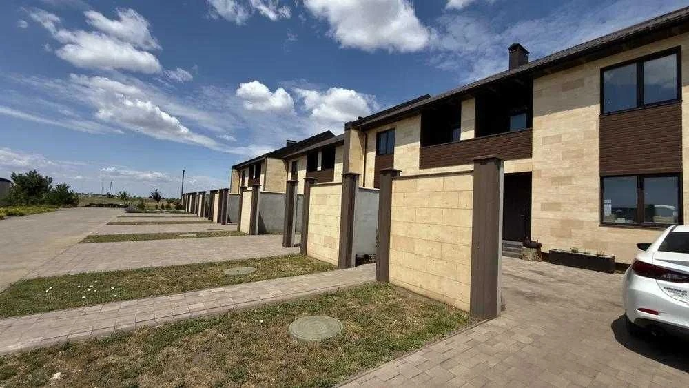 Продам дом в Черноморске современной постройки цена 70т