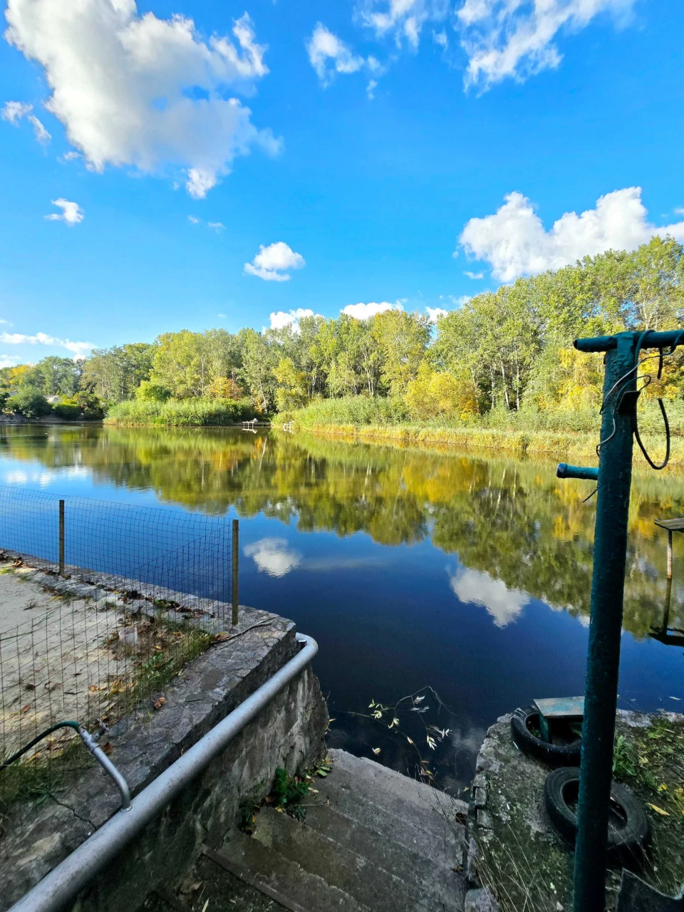 ПРОДАЖ двоповерхової дачі з виходом у озеро | СТ "Івки"