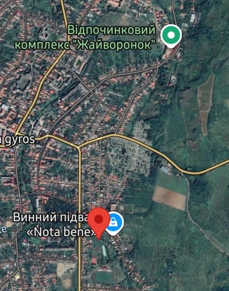 Продаж земельної ділянки  ( 25 сот) під будівництво в м. Бер
