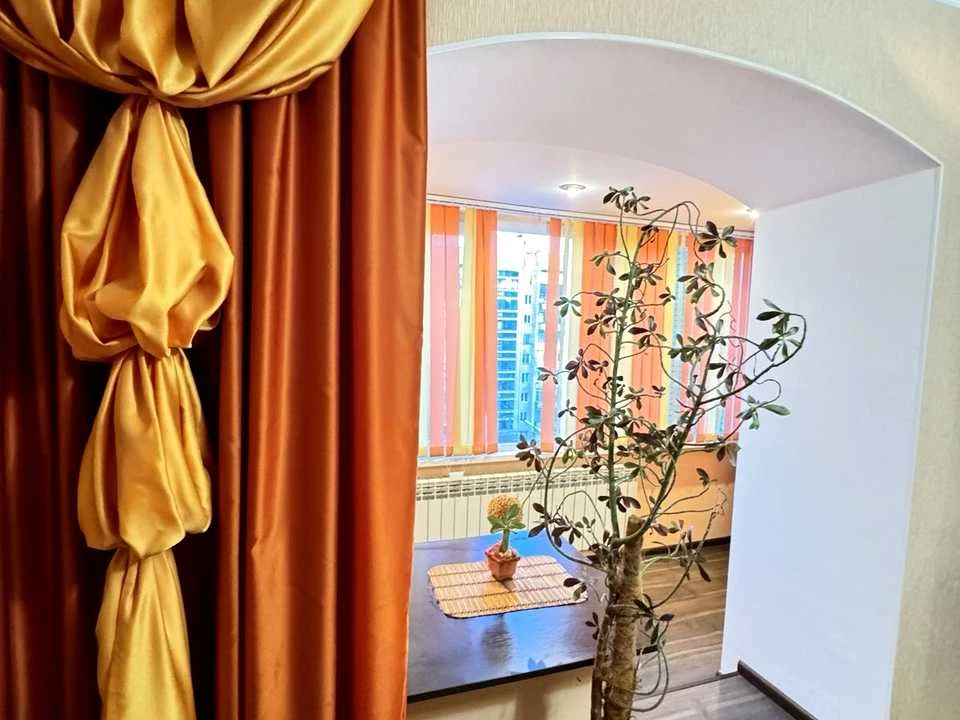 Квартира. Хмельницький, Миру просп.
