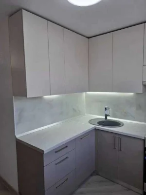 3к 59,2 м² на Таїрова, якісний ремонт, центр, три вікна у дв