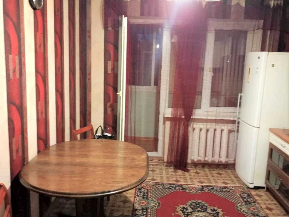 Квартира. Одеса, Тополина вул.