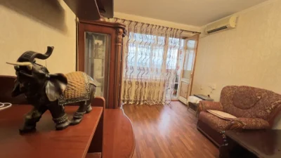 Продам 2-комнатную квартиру на Таирова