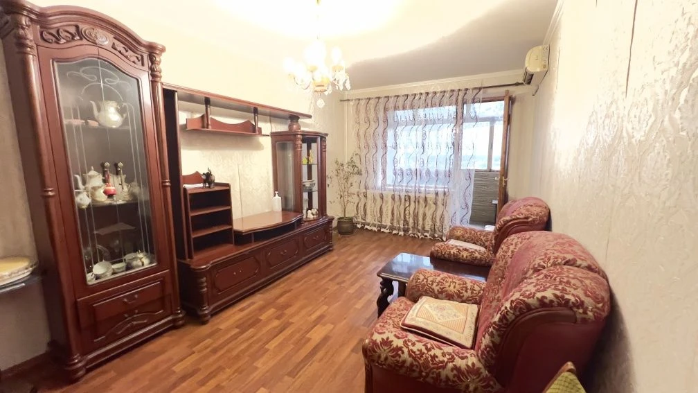 Продам 2-комнатную квартиру на Таирова