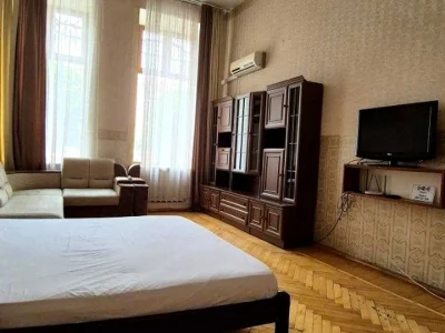 Квартира. Одеса, Тираспольська вул.