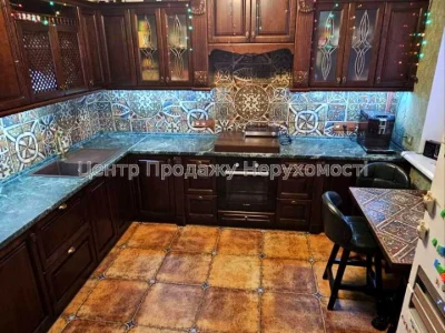 Apartment. Kharkiv, Peremohy Avenue.
