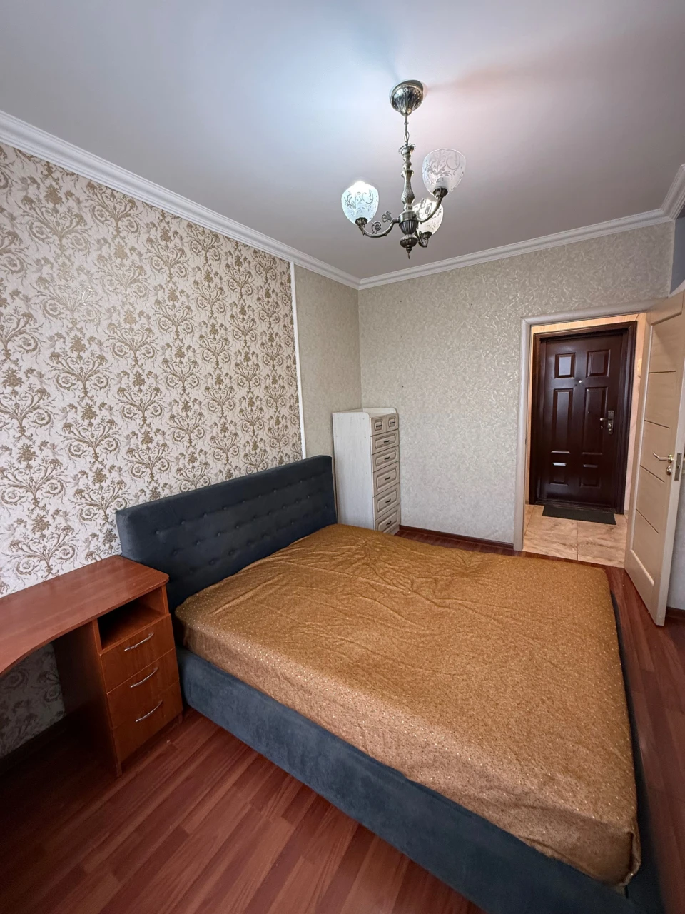 Продам 2к квартиру Героїв Крут, початок